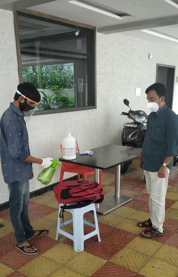 Our Nest Banjara Hotel Haiderabad Buitenkant foto
