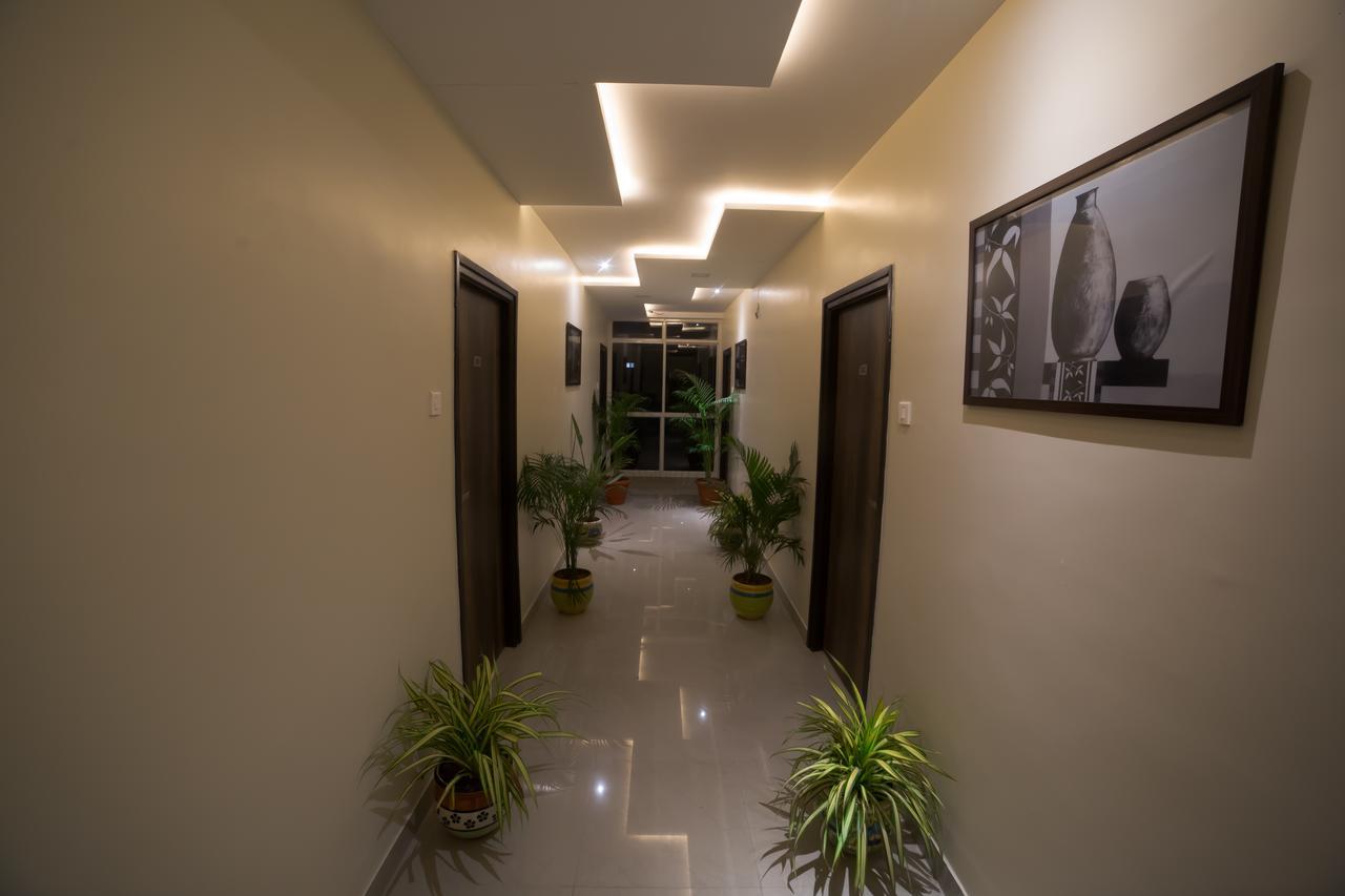 Our Nest Banjara Hotel Haiderabad Buitenkant foto